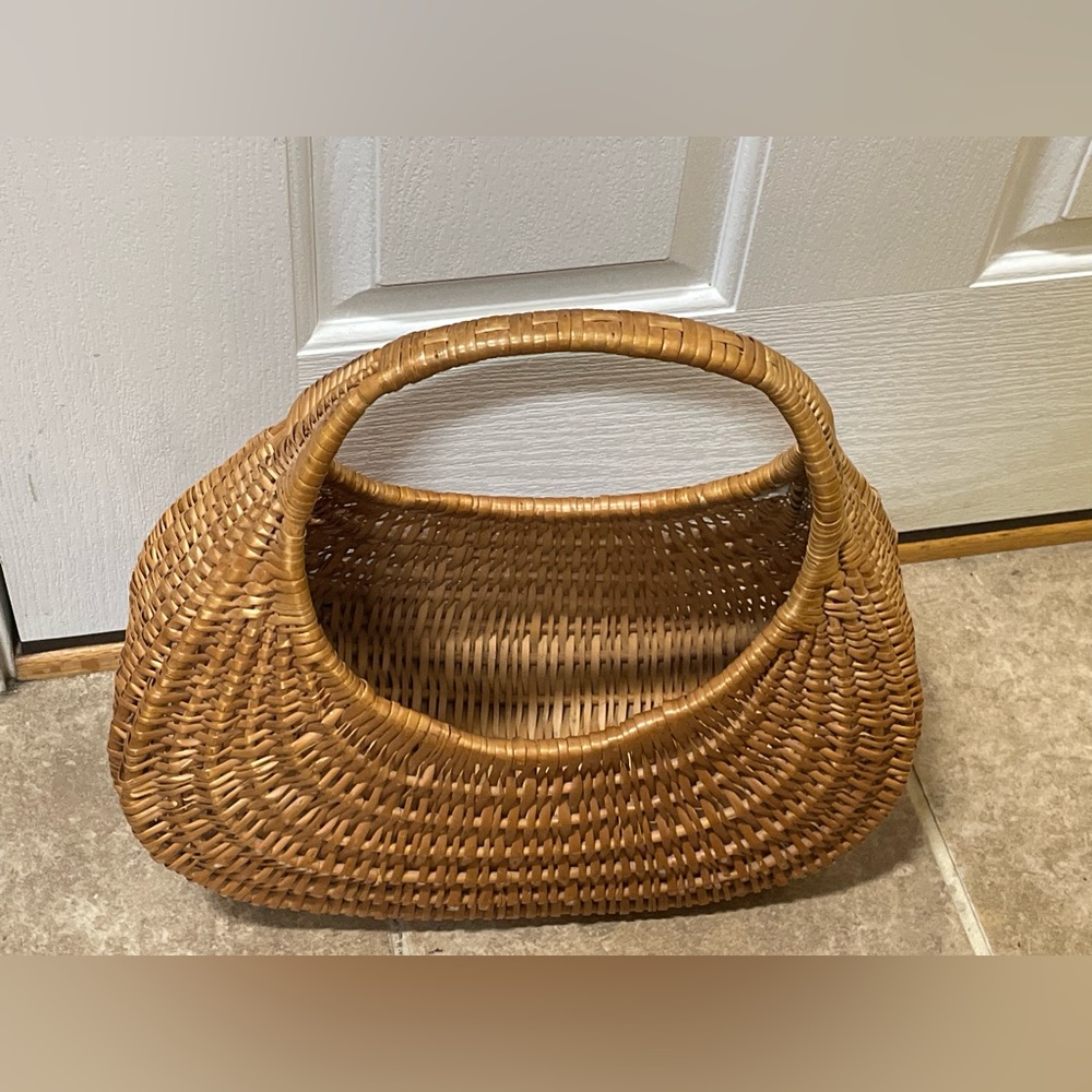 Vintage Wicker/Rattan Round Hoop Handle Basket